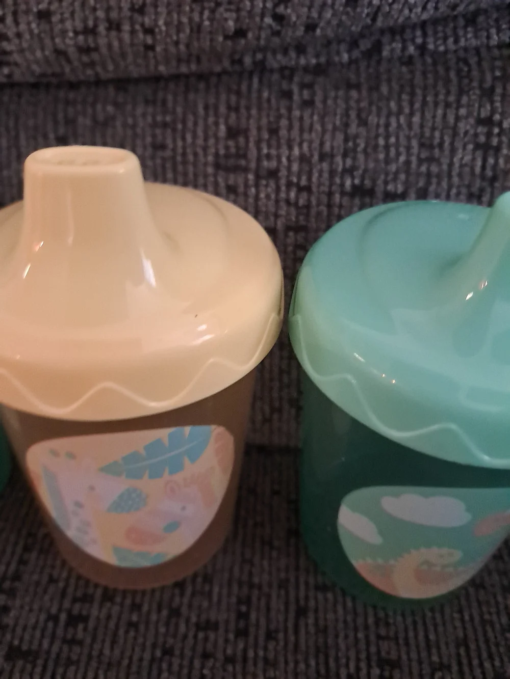 Children's Pastel Green and Yellow Sippy Cup Set - Home Party Supplies